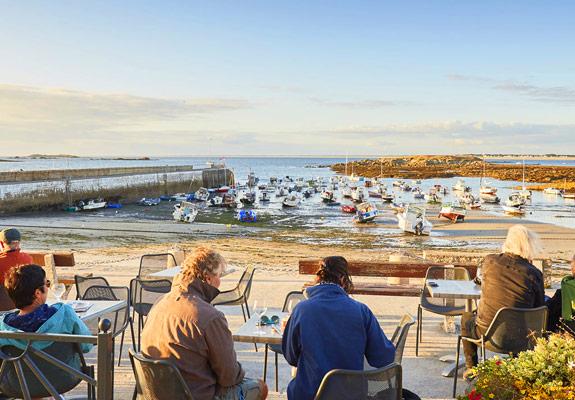 Markets and local life CAMPINGS MUNICIPAUX DE SAINT-PIERRE QUIBERON Quiberon