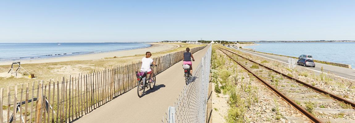 Trails and cycle paths CAMPINGS MUNICIPAUX DE SAINT-PIERRE QUIBERON Quiberon